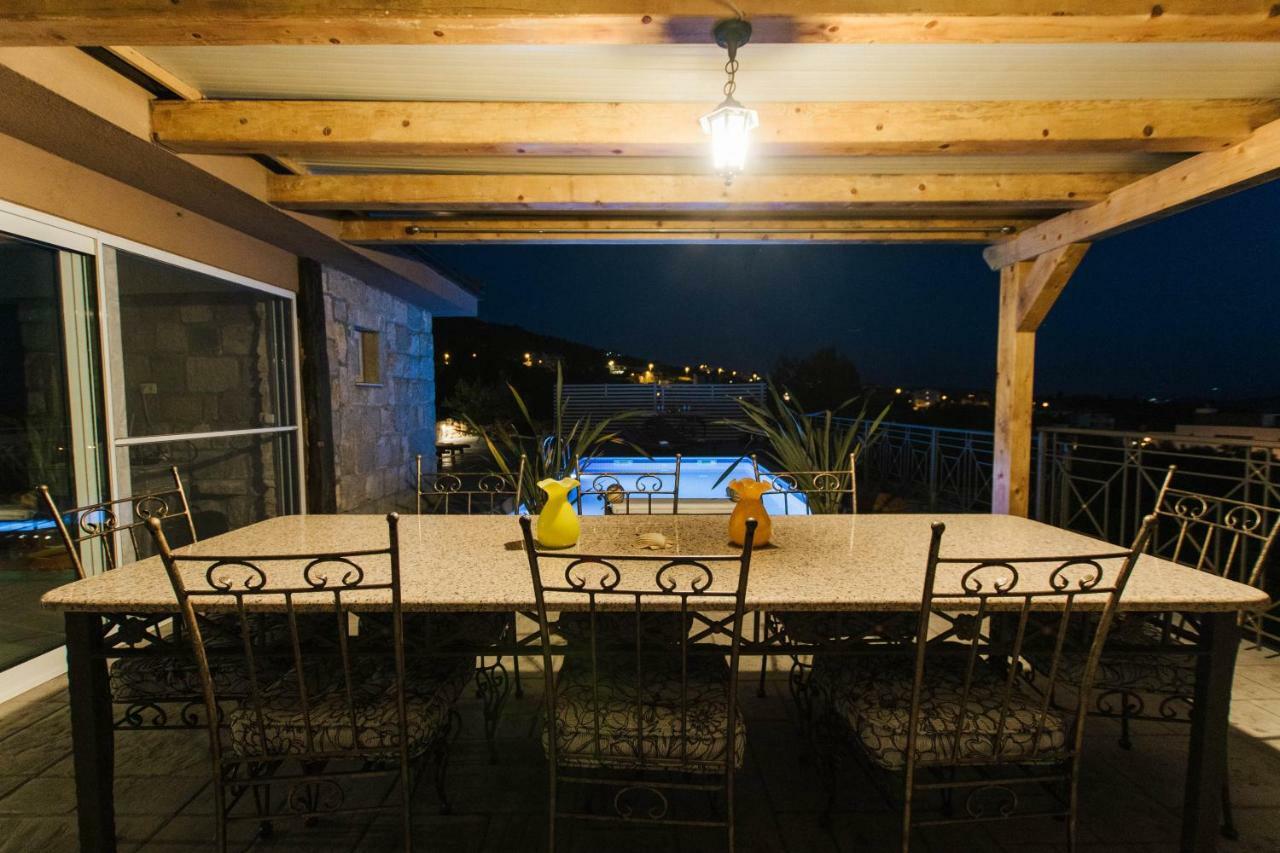 فيلا Capri House سيغيت فغانييتْسا المظهر الخارجي الصورة